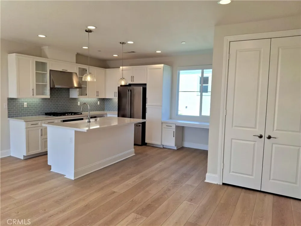 3555 Via Nido Carlsbad, CA 92009