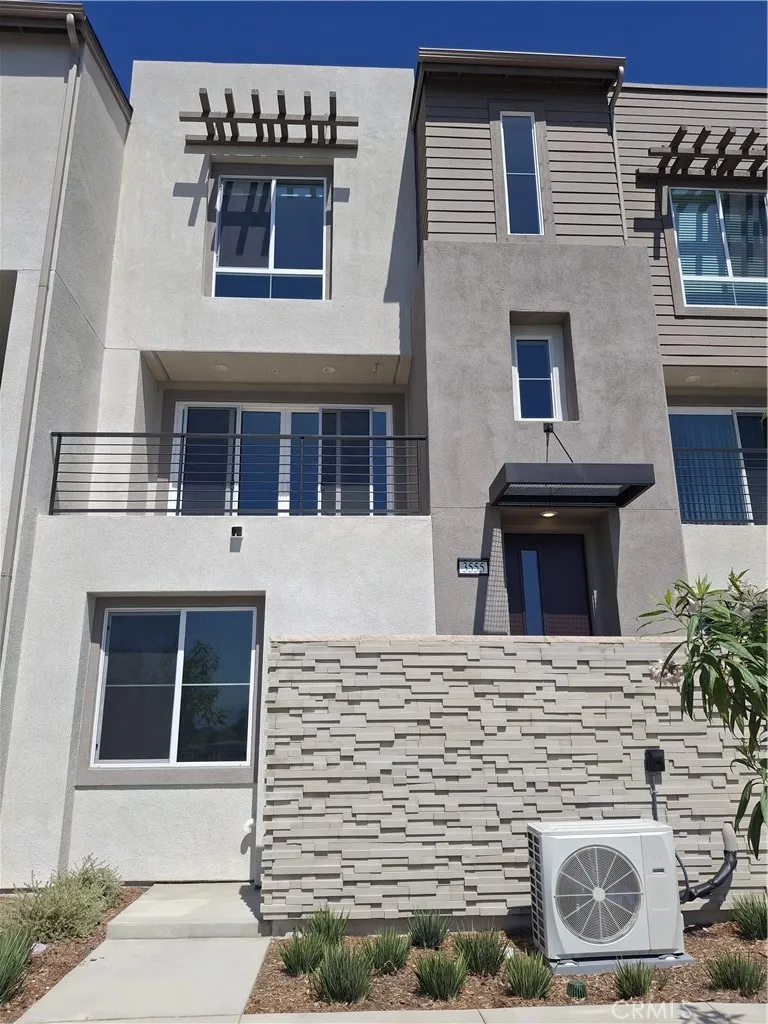 3555 Via Nido Carlsbad, CA 92009
