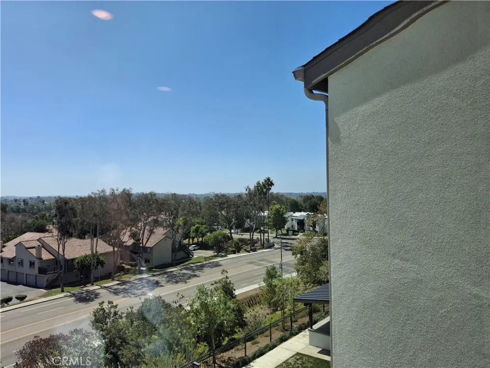 3555 Via Nido Carlsbad, CA 92009