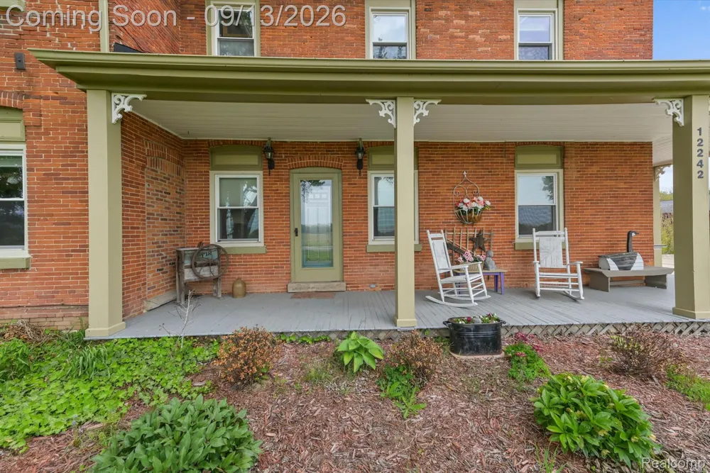 12242 S Stoney Creek Road Exeter Township, MI 48159