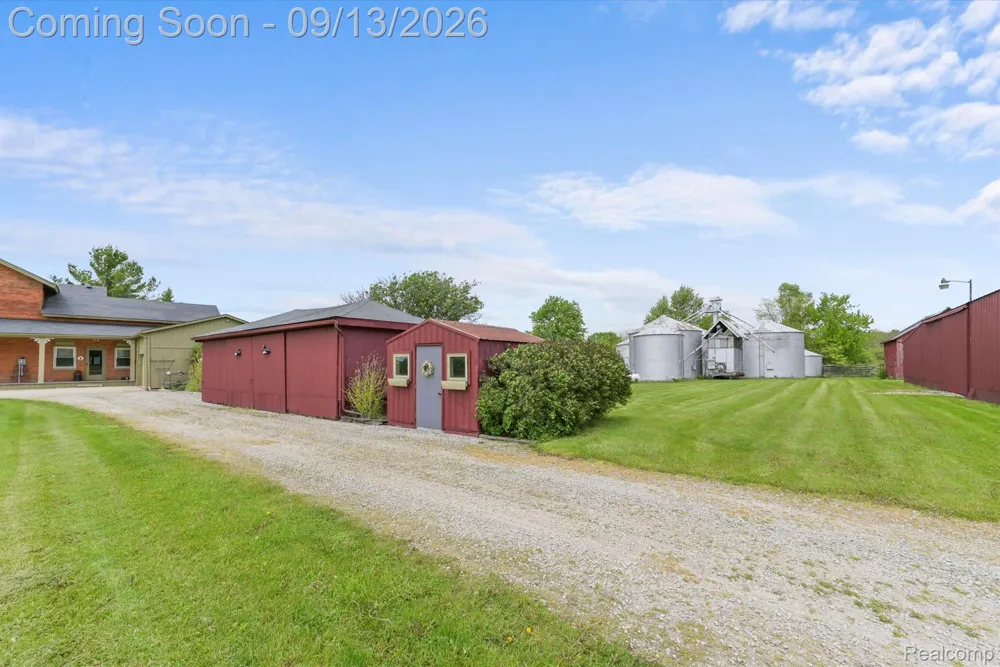 12242 S Stoney Creek Road Exeter Township, MI 48159