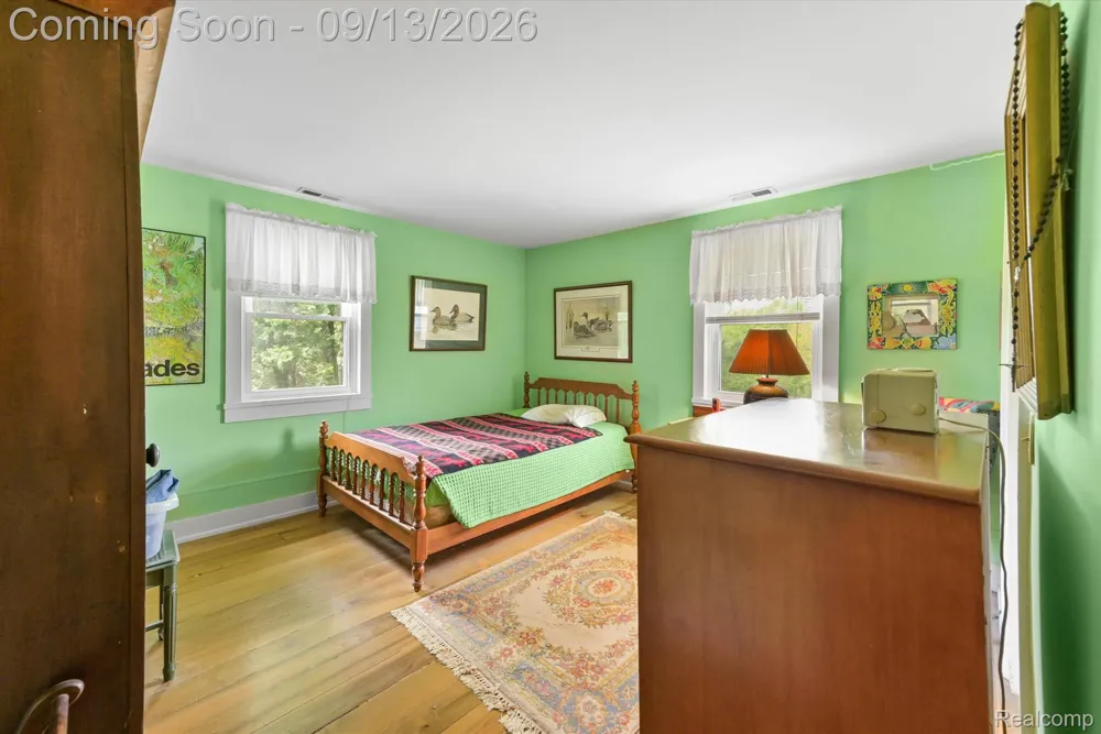 12242 S Stoney Creek Road Exeter Township, MI 48159