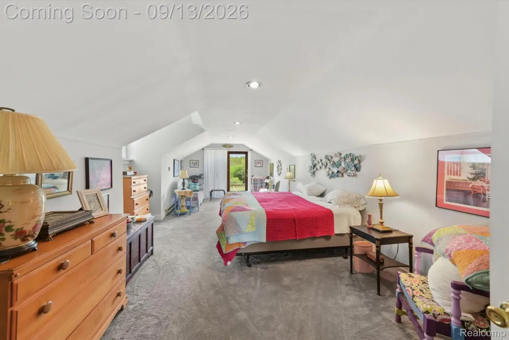 12242 S Stoney Creek Road Exeter Township, MI 48159
