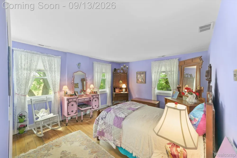 12242 S Stoney Creek Road Exeter Township, MI 48159