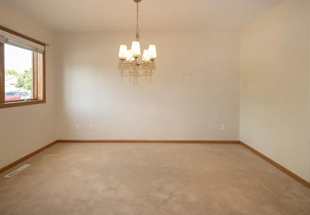 807 Morningside Drive Casselton, ND 58012