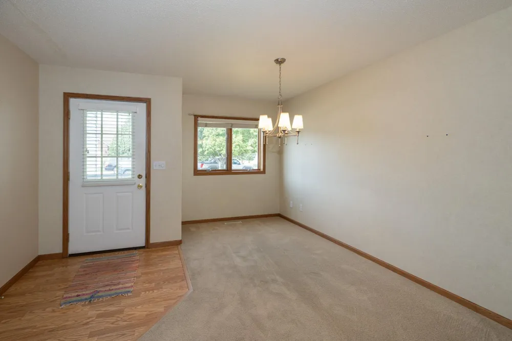 807 Morningside Drive Casselton, ND 58012