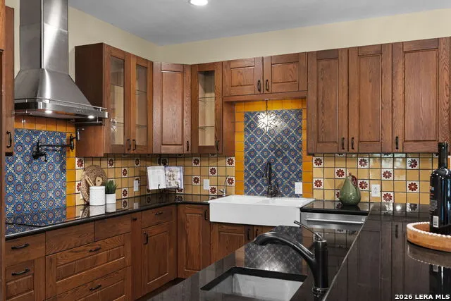 11154 Moorway Helotes, TX 78023