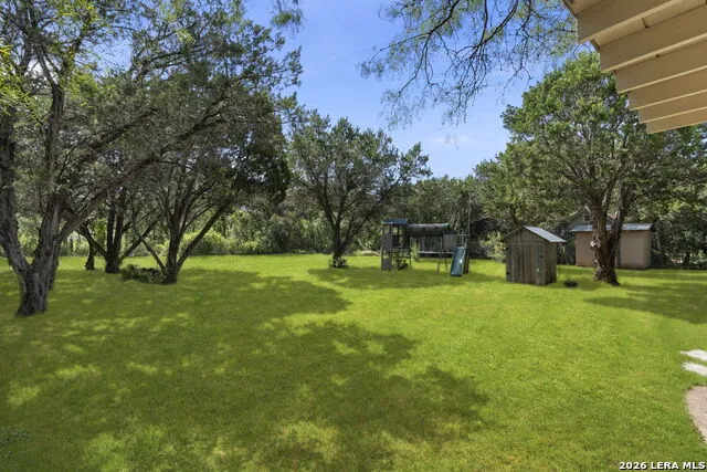 11154 Moorway Helotes, TX 78023