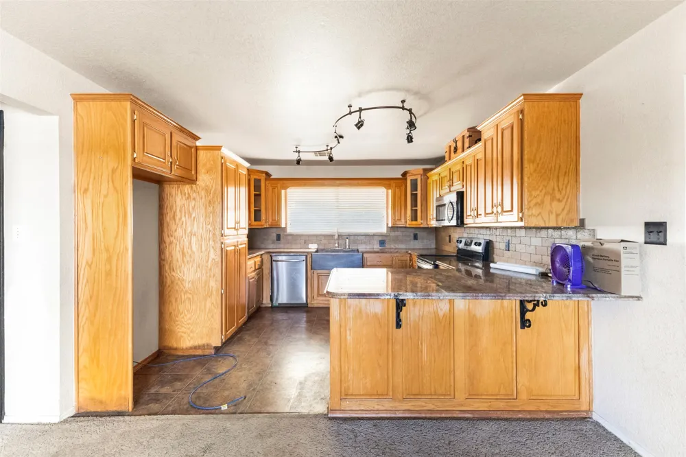 17760 County Road 3518 Ada, OK 74820