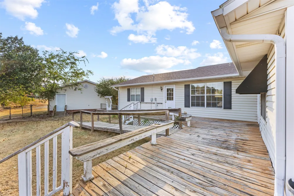 17760 County Road 3518 Ada, OK 74820