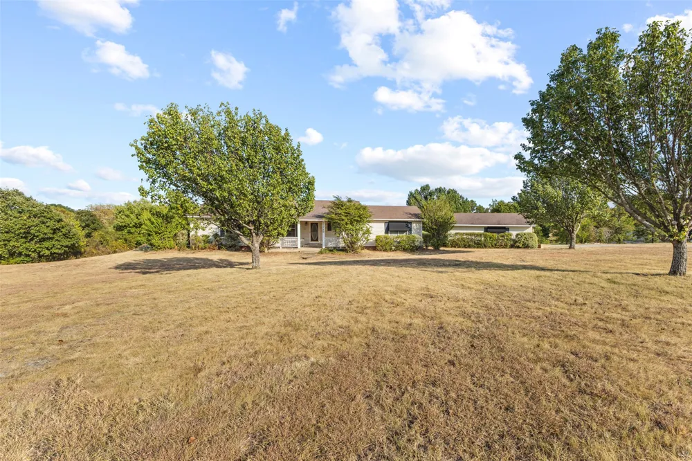 17760 County Road 3518 Ada, OK 74820