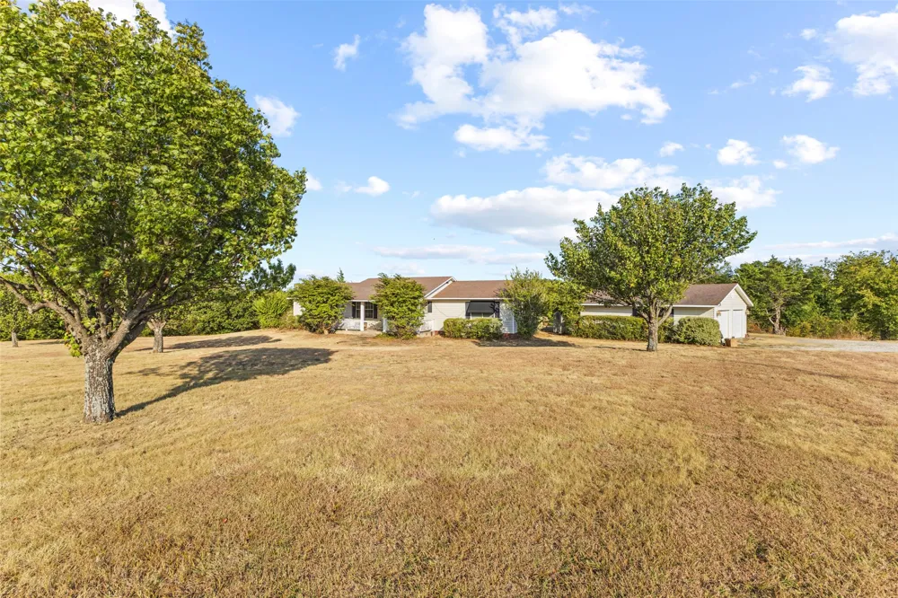 17760 County Road 3518 Ada, OK 74820