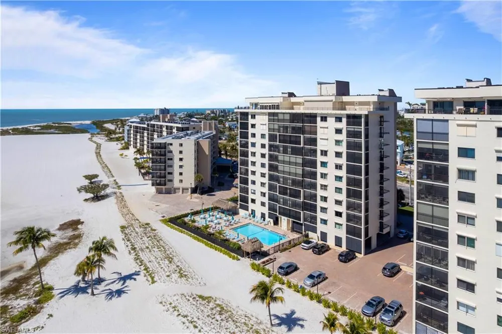 8400 Estero Boulevard #805 Fort Myers Beach, FL 33931