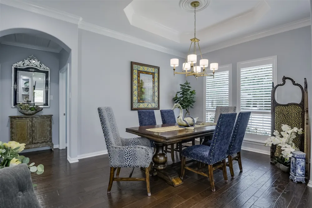 818 Amherst Drive Waxahachie, TX 75165