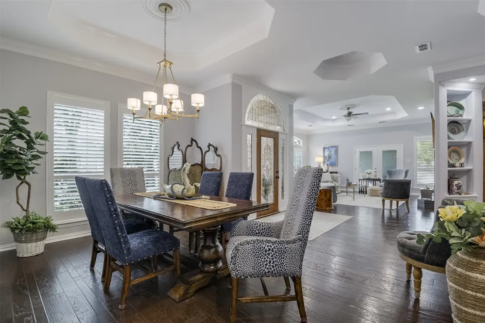 818 Amherst Drive Waxahachie, TX 75165