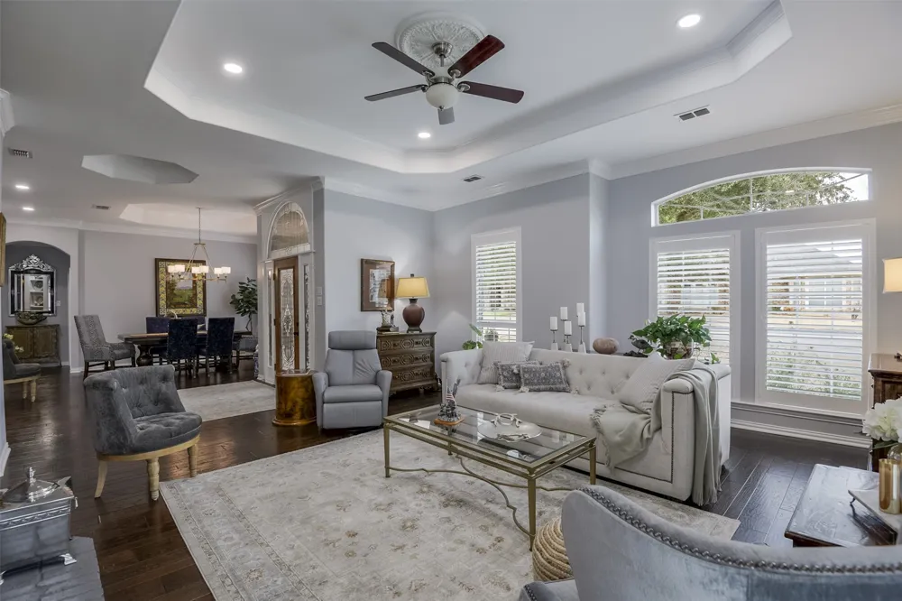 818 Amherst Drive Waxahachie, TX 75165