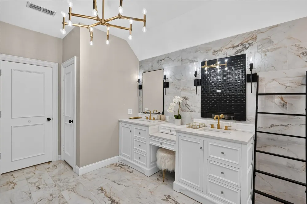 18003 Benchmark Drive Dallas, TX 75252