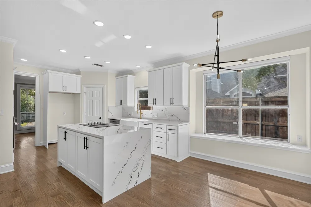 18003 Benchmark Drive Dallas, TX 75252