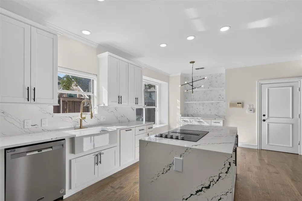 18003 Benchmark Drive Dallas, TX 75252