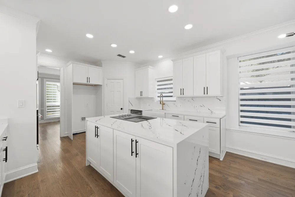 18003 Benchmark Drive Dallas, TX 75252
