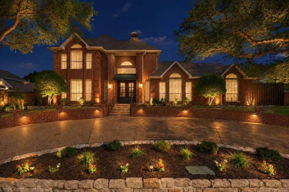 18003 Benchmark Drive Dallas, TX 75252