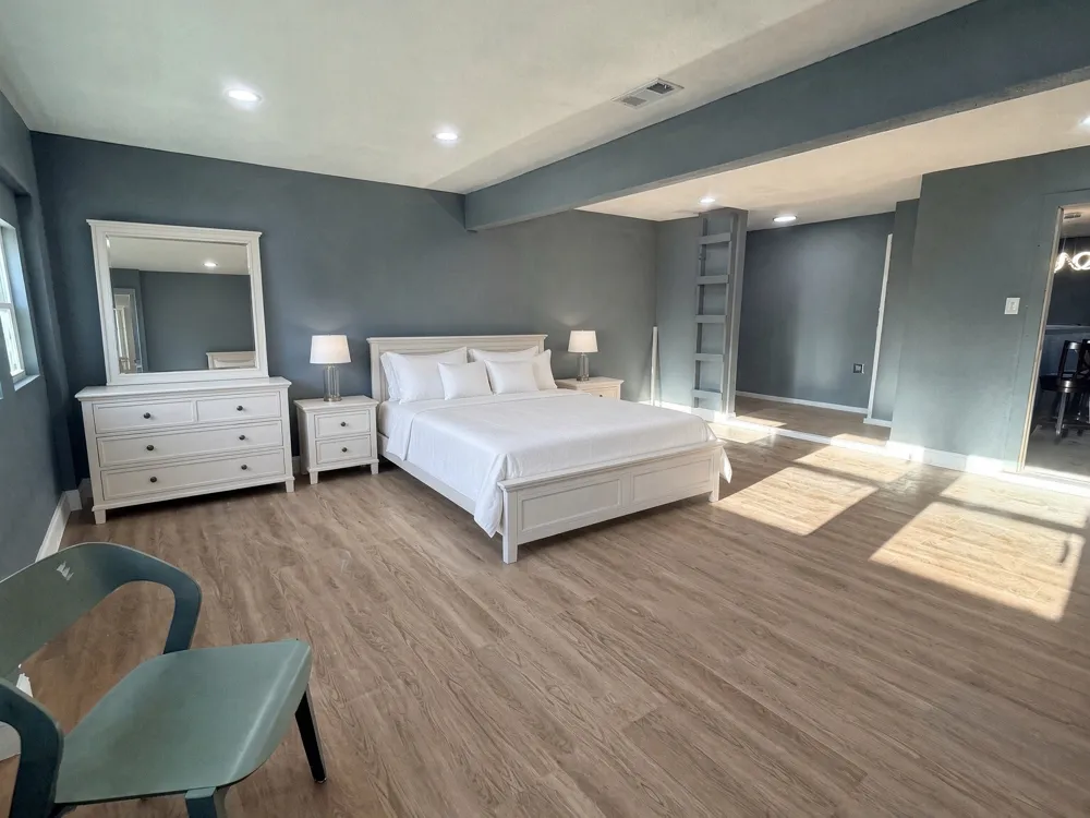 10870 Cassandra Way Dallas, TX 75228