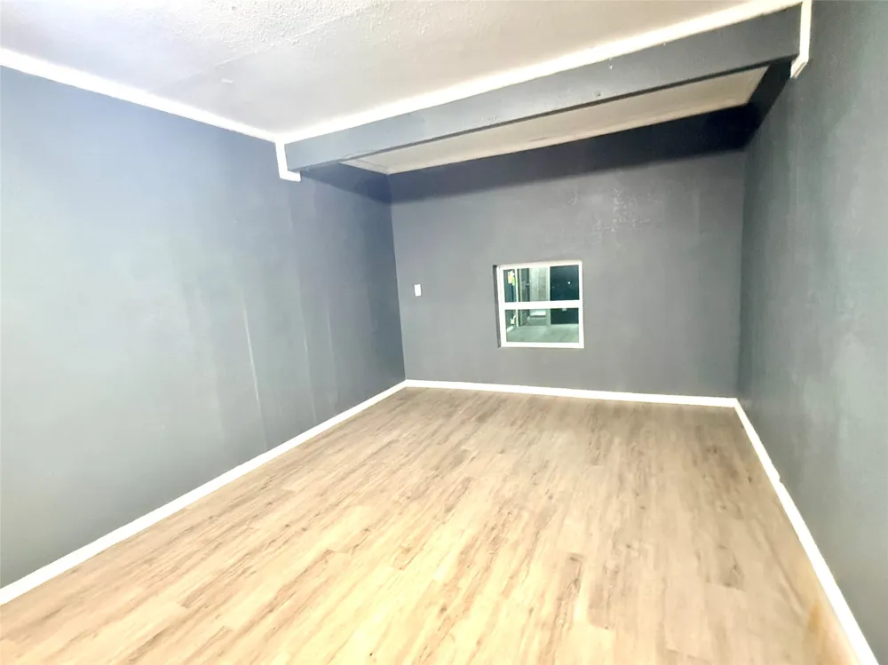 10870 Cassandra Way Dallas, TX 75228