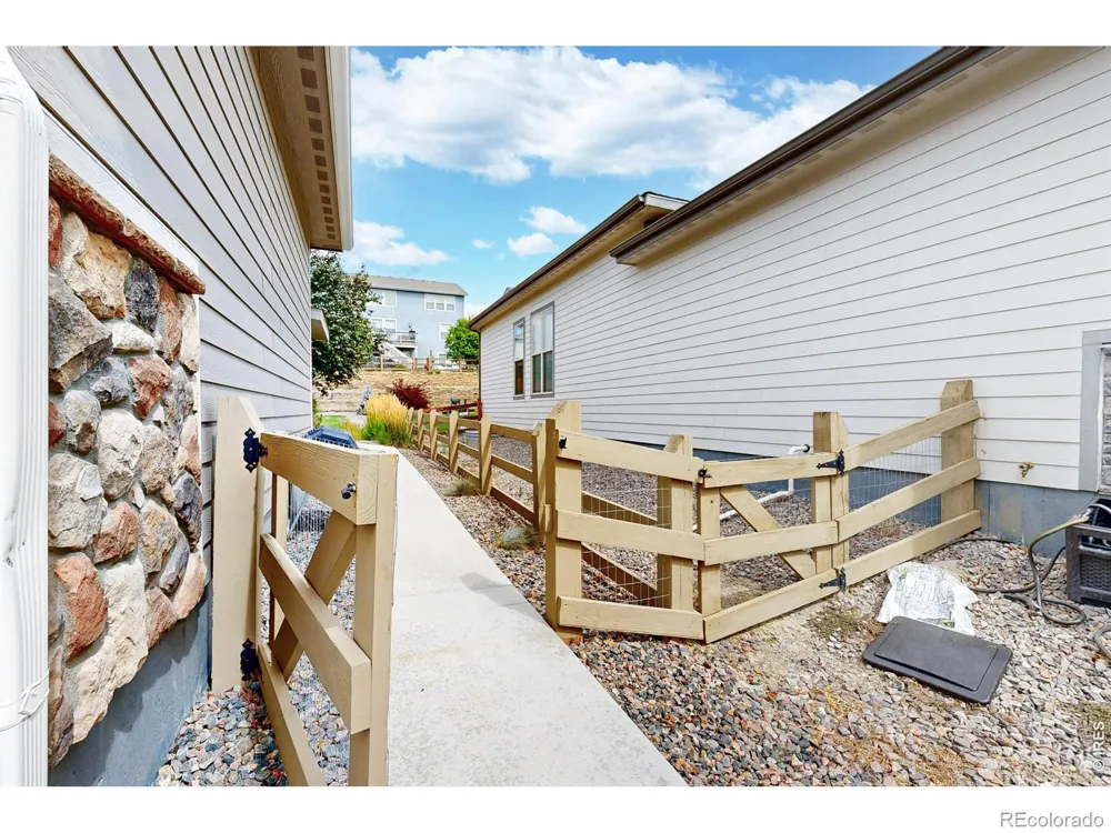 360 Capitol Reef Street Berthoud, CO 80513
