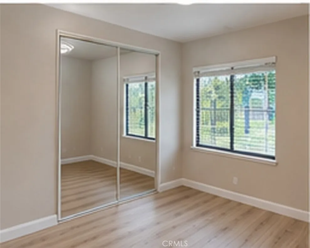 23317 Saticoy Street Canoga Park, CA 91304