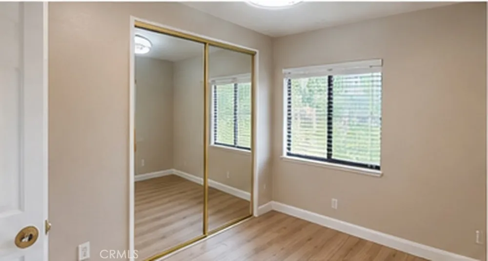 23317 Saticoy Street Canoga Park, CA 91304