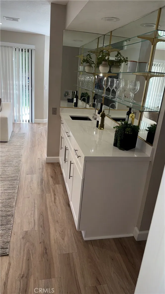 23317 Saticoy Street Canoga Park, CA 91304