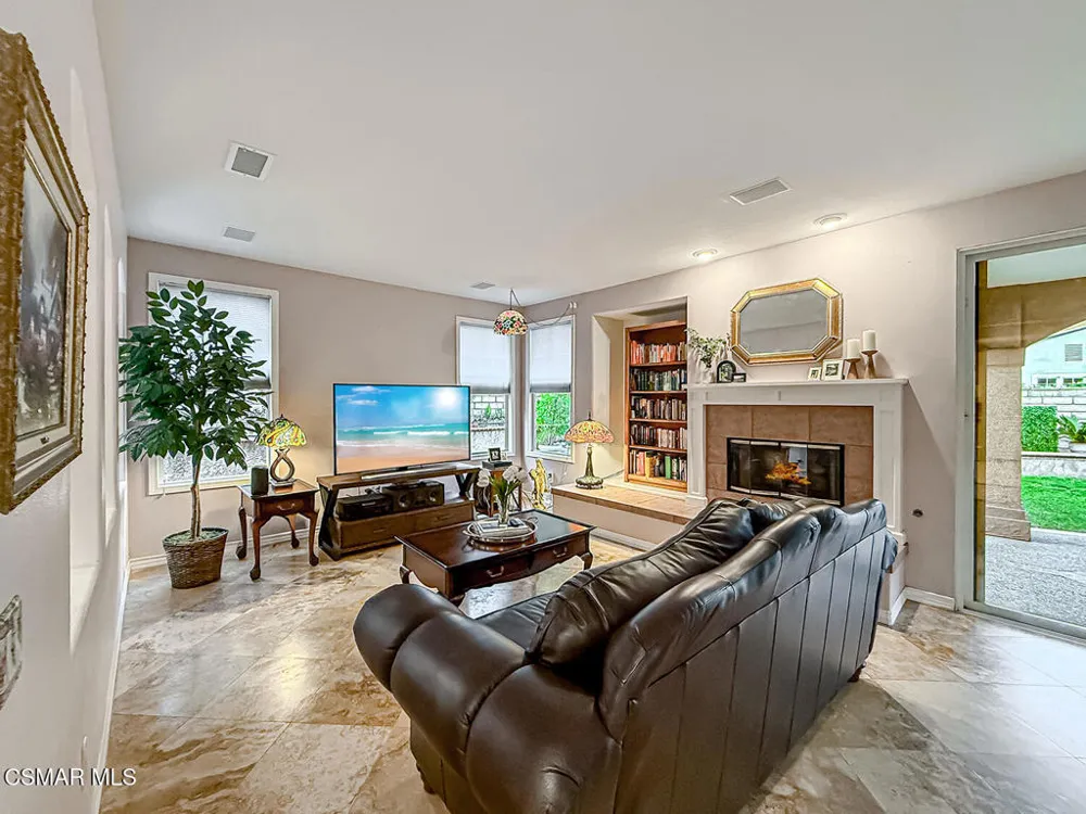 290 Culview Court Simi Valley, CA 93065