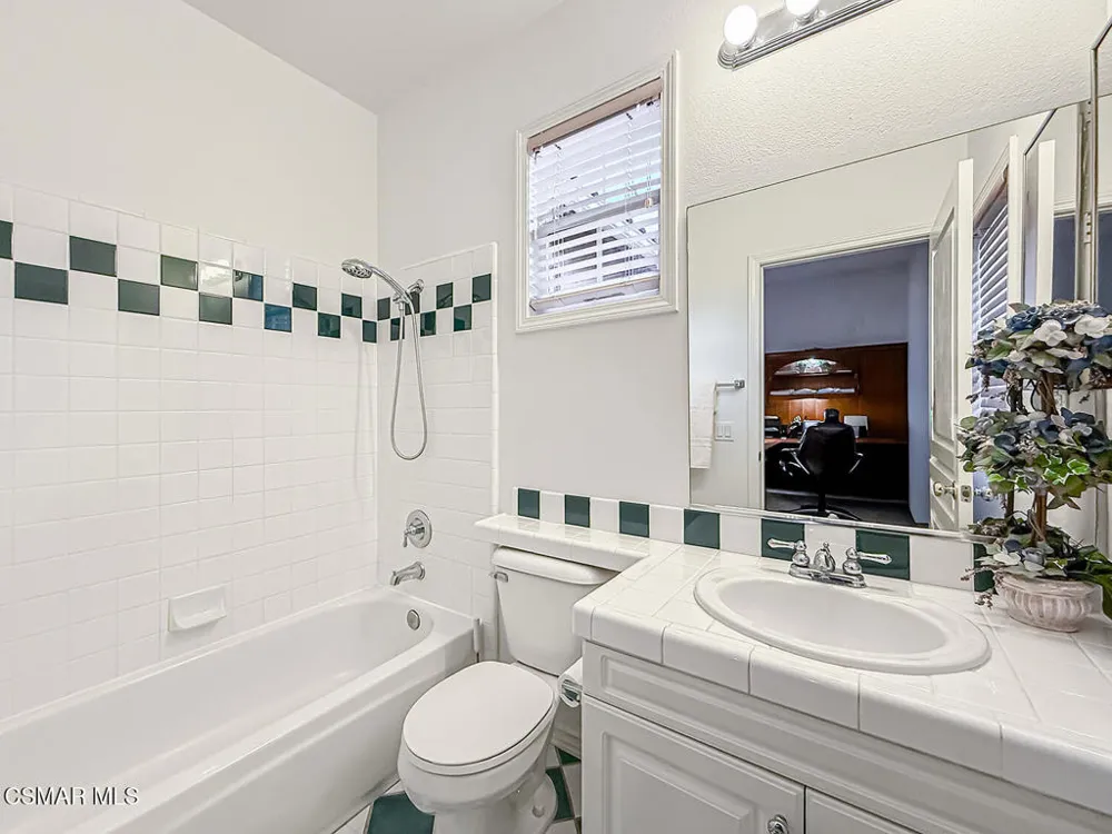 290 Culview Court Simi Valley, CA 93065