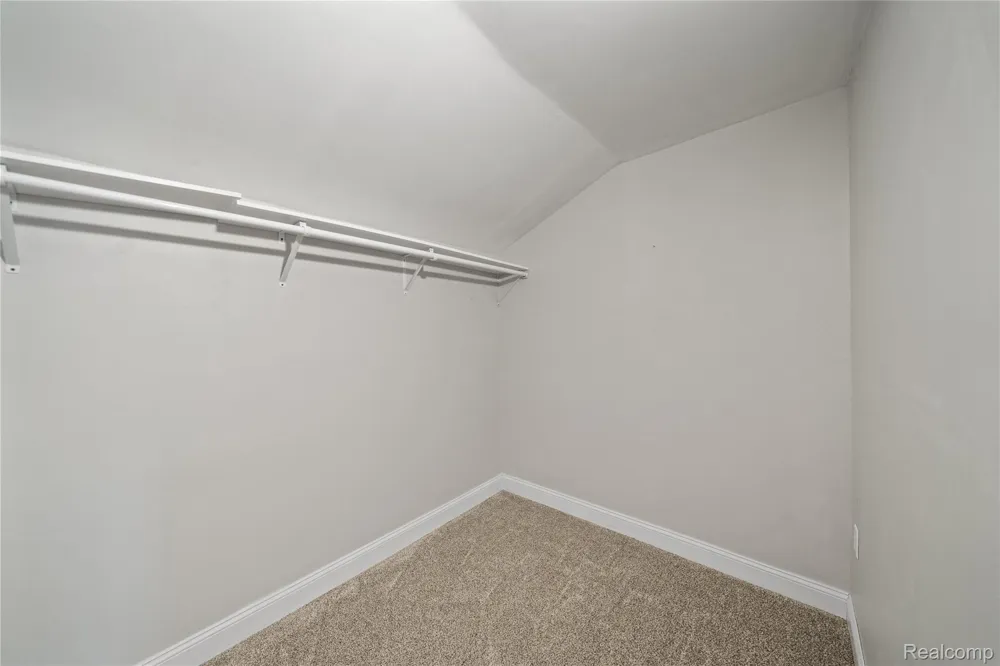 11610 Cardwell Street Livonia City, MI 48150