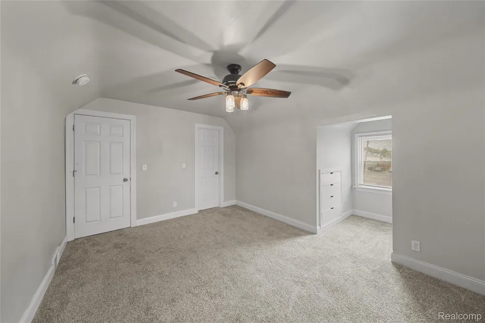 11610 Cardwell Street Livonia City, MI 48150