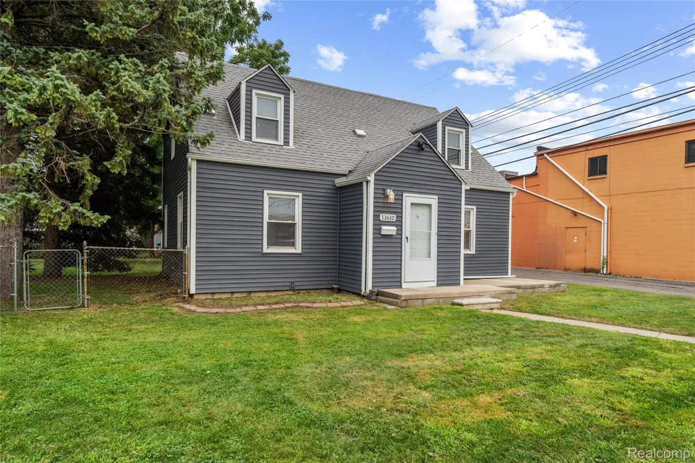 11610 Cardwell Street Livonia City, MI 48150