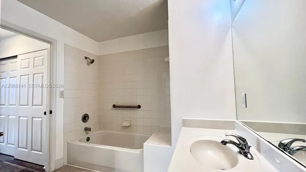 1203 Town Center Dr #415 Jupiter, FL 33458
