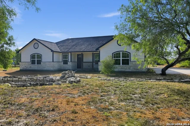 5769 Grand Lake Cir Robstown, TX 78380