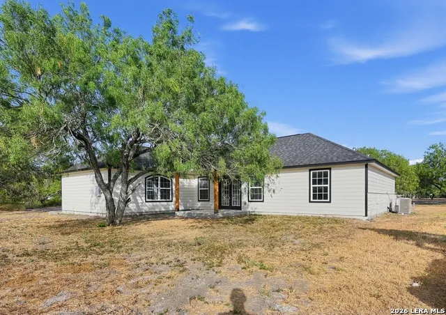 5769 Grand Lake Cir Robstown, TX 78380