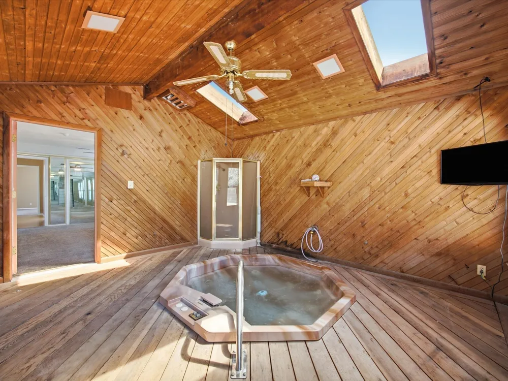 7905 Ella Young Drive Lakeside, TX 76135