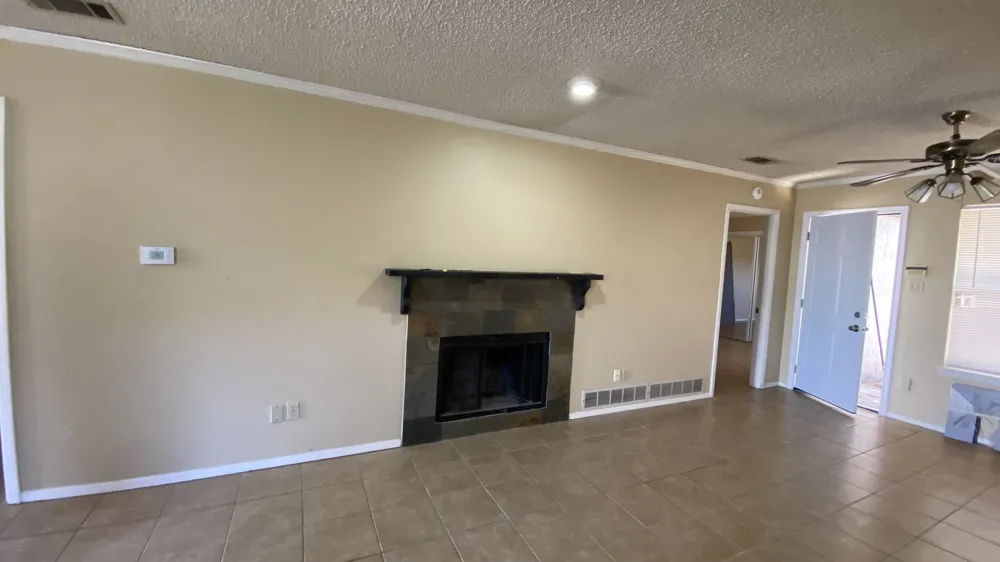 2750 Parkchester Drive Arlington, TX 76015