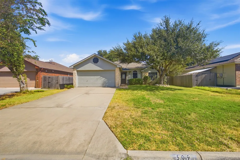 509 MORNING DOVE DRIVE Hutto, TX 78634