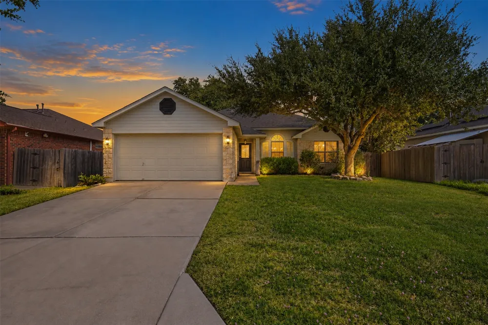 509 MORNING DOVE DRIVE Hutto, TX 78634