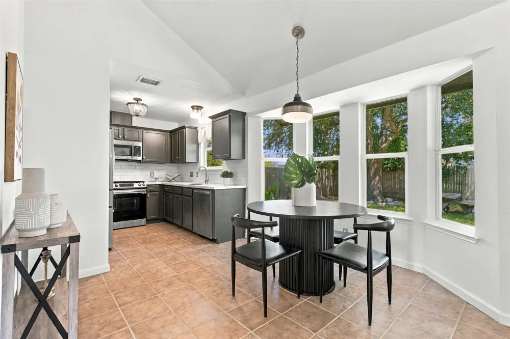 509 MORNING DOVE DRIVE Hutto, TX 78634