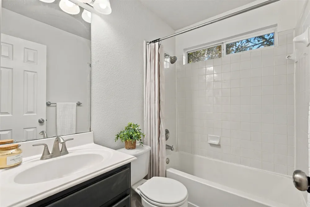 509 MORNING DOVE DRIVE Hutto, TX 78634