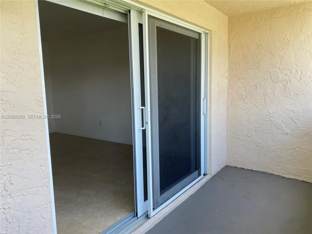 14500 SW 88th Ave #224 Palmetto Bay, FL 33176