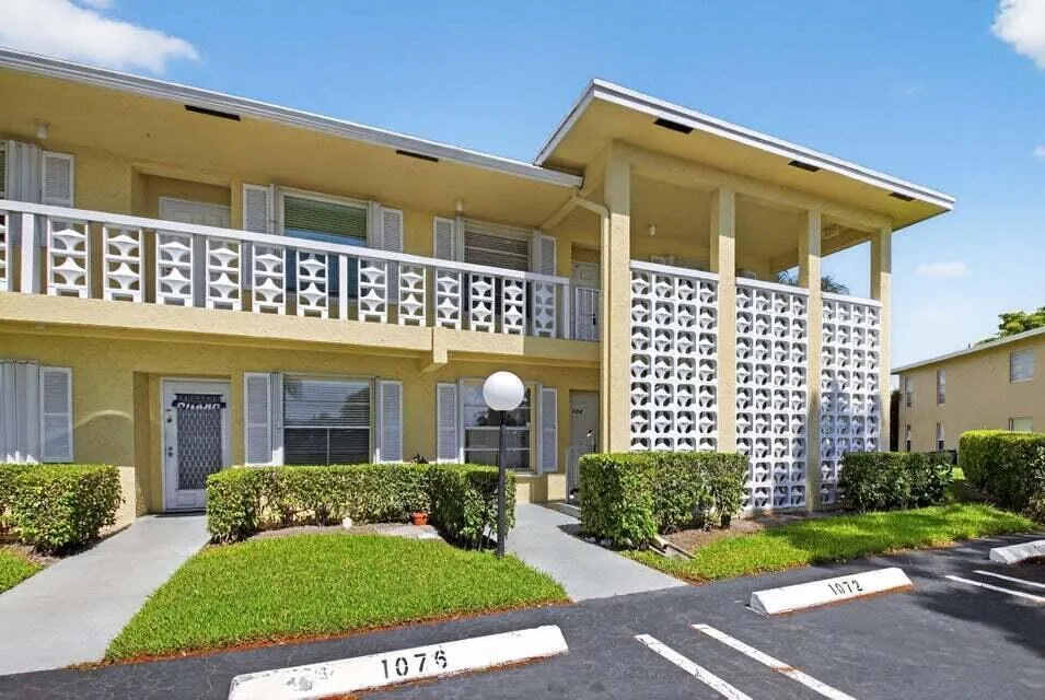 1111 Lemon Tree Terrace #104 Delray Beach, FL 33445