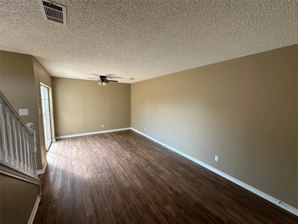 900 S Tennessee Street #11 McKinney, TX 75069