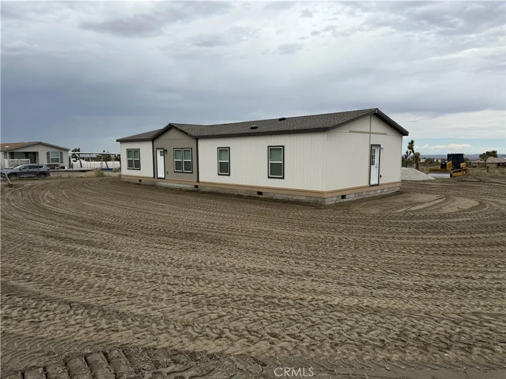 12120 Redwood Road Pinon Hills, CA 92372