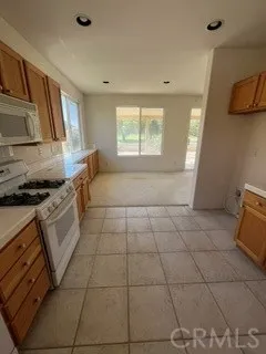 615 Brooklawn Banning, CA 92220